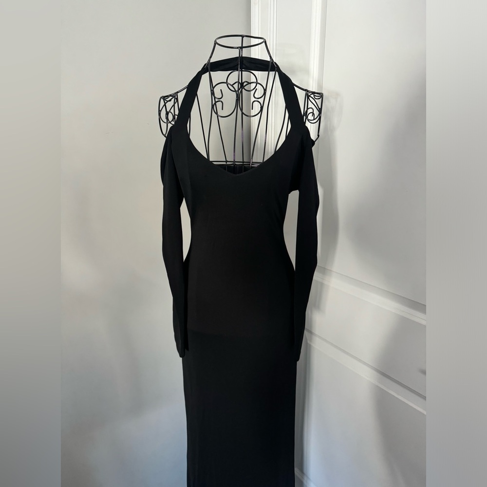 David Meister Long Sleeve with Cold Shoulder Black Dress Size 2 - Picture 2 of 8